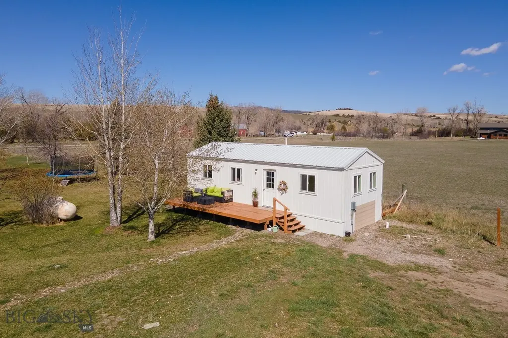 9150 Dry Creek Road Belgrade MT 59714
