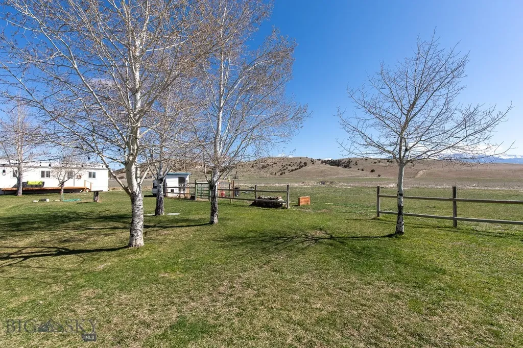 9150 Dry Creek Road Belgrade MT 59714