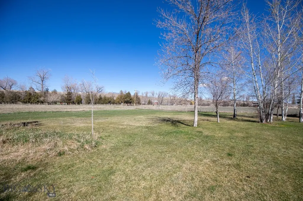 9150 Dry Creek Road Belgrade MT 59714