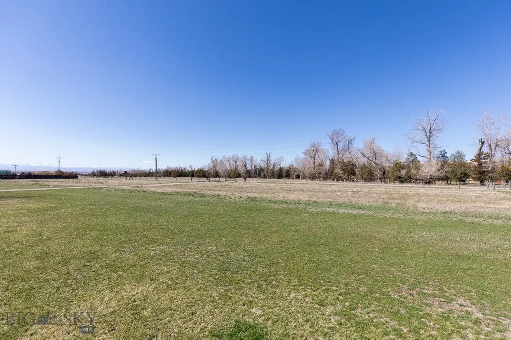 9150 Dry Creek Road Belgrade MT 59714
