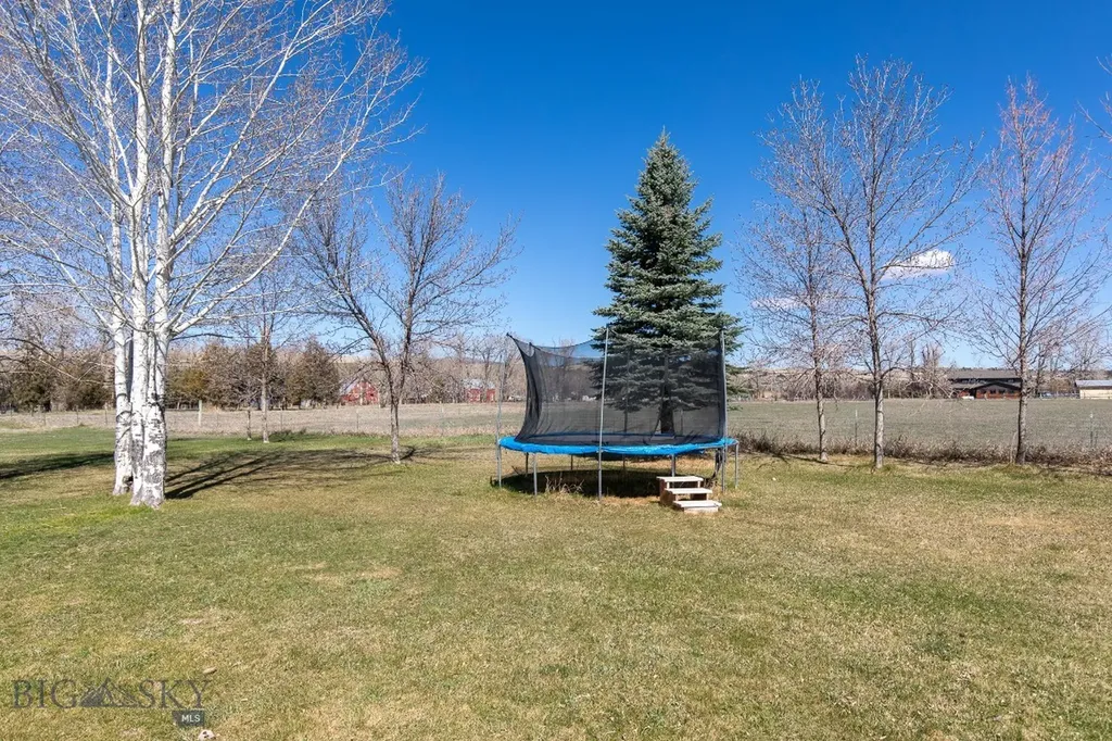 9150 Dry Creek Road Belgrade MT 59714