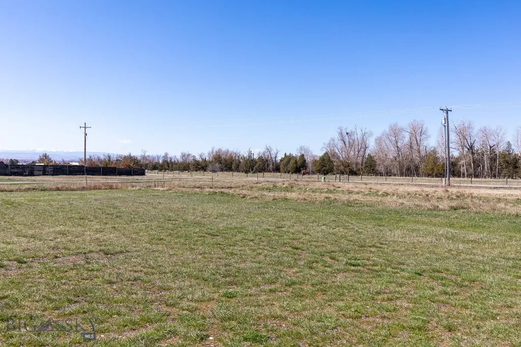 9150 Dry Creek Road Belgrade MT 59714
