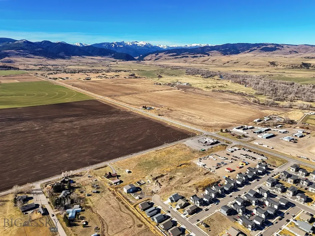 Tbd S Cottonwood Road Gallatin Gateway MT 59730