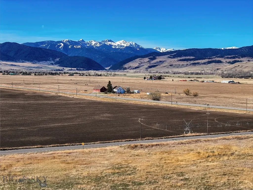Tbd S Cottonwood Road Gallatin Gateway MT 59730
