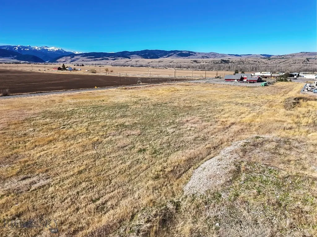 Tbd S Cottonwood Road Gallatin Gateway MT 59730