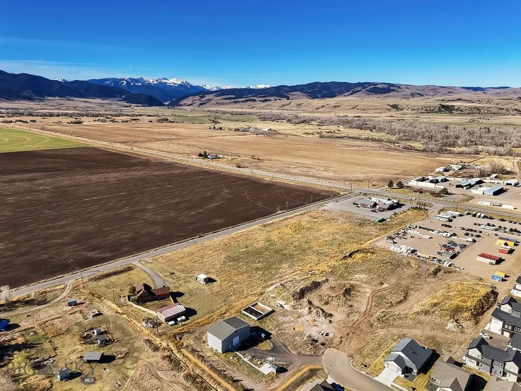 Tbd S Cottonwood Road Gallatin Gateway MT 59730