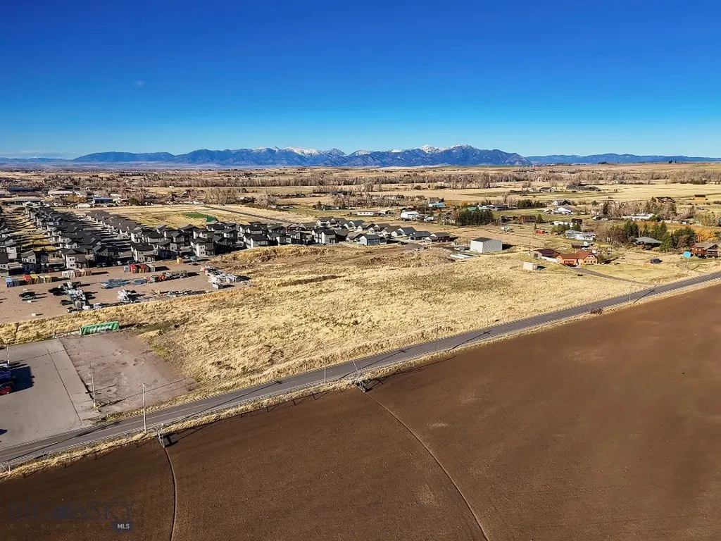 Tbd S Cottonwood Road Gallatin Gateway MT 59730