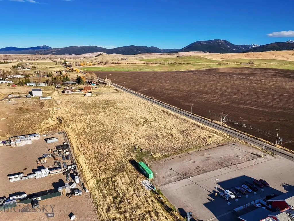 Tbd S Cottonwood Road Gallatin Gateway MT 59730