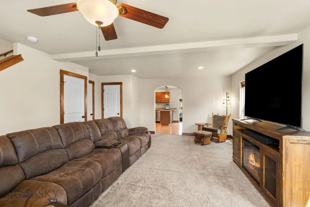 4455 Shadow Glen Drive Bozeman MT 59718