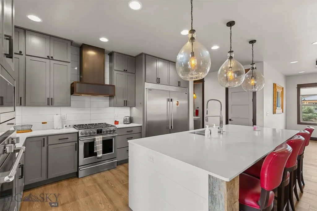 1410 Ryun Sun Way Bozeman MT 59718