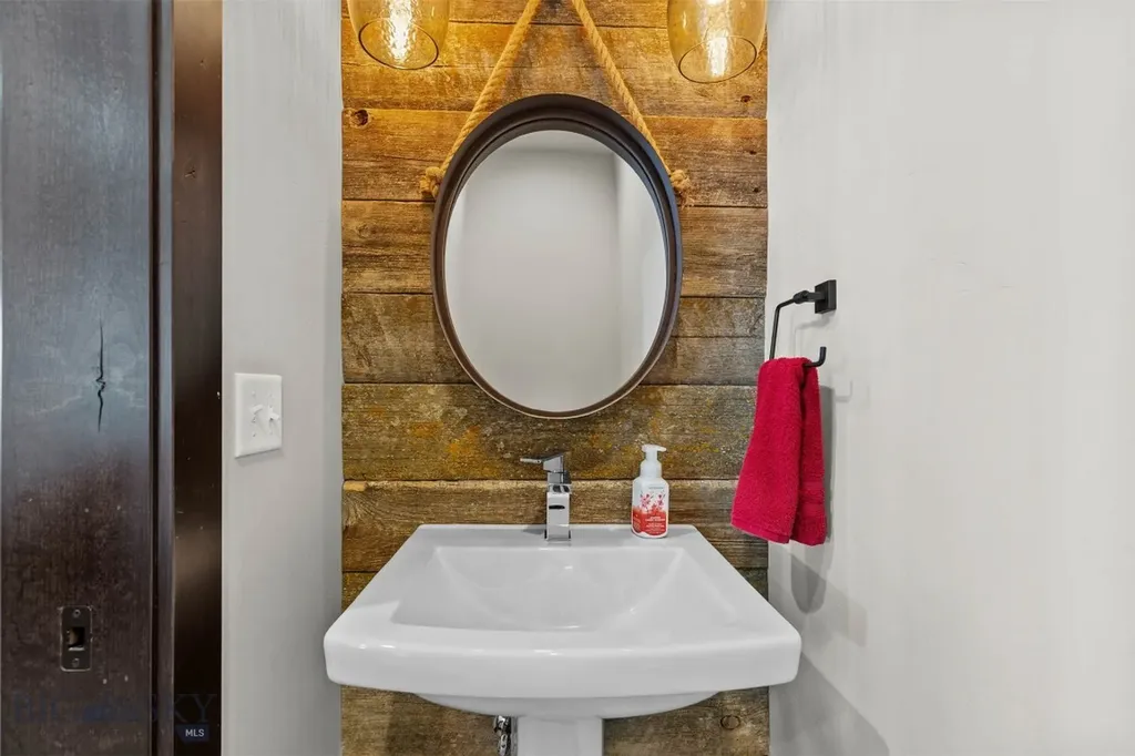 1410 Ryun Sun Way Bozeman MT 59718
