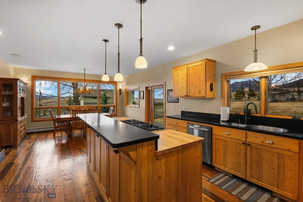 17630 Rocky Mountain Road Belgrade MT 59714