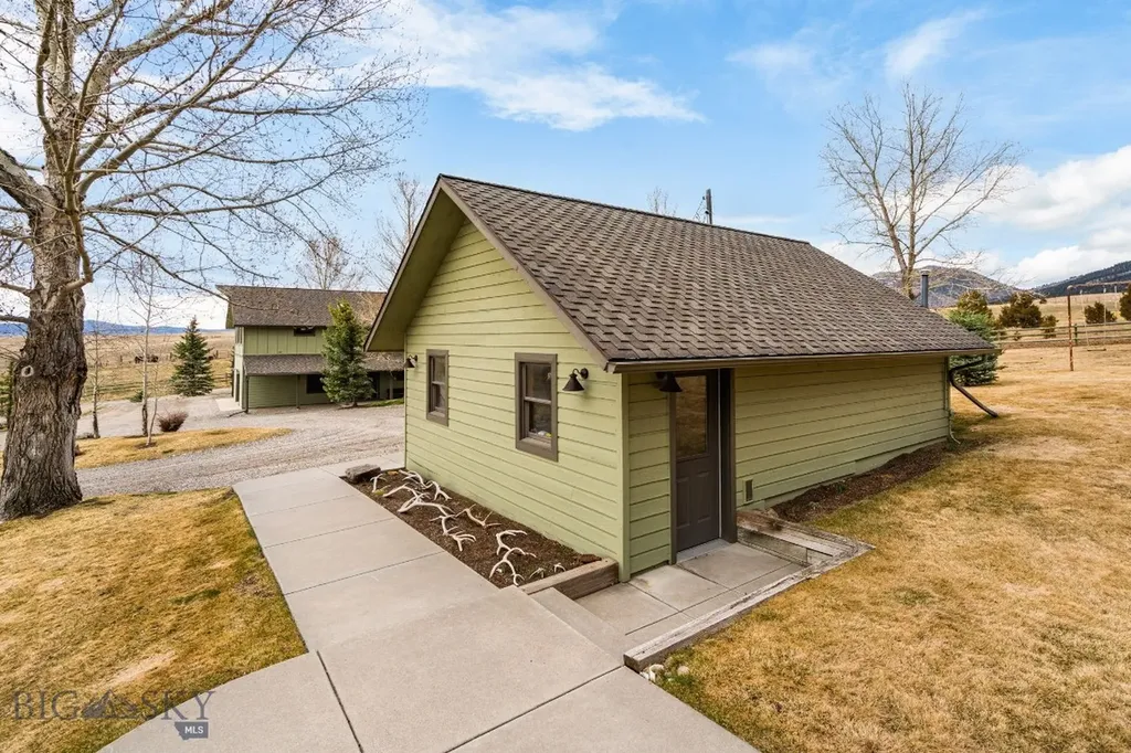 17630 Rocky Mountain Road Belgrade MT 59714