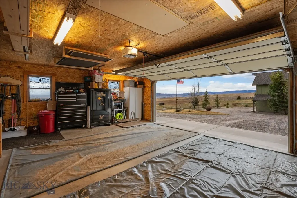 17630 Rocky Mountain Road Belgrade MT 59714
