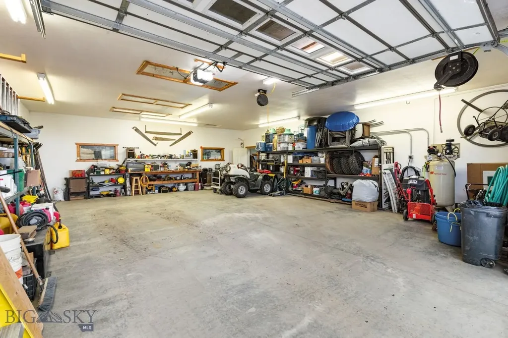 17630 Rocky Mountain Road Belgrade MT 59714
