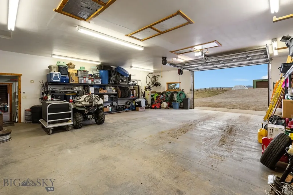 17630 Rocky Mountain Road Belgrade MT 59714