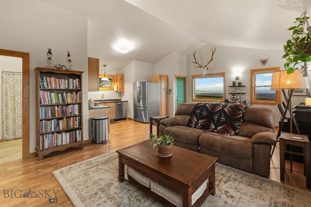 17630 Rocky Mountain Road Belgrade MT 59714