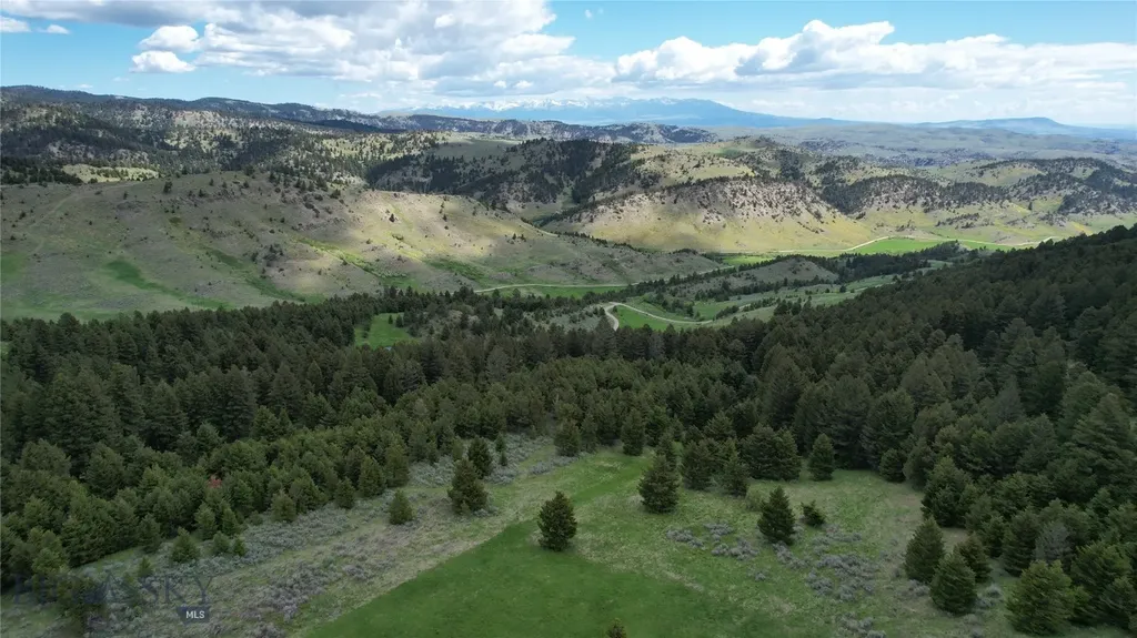 72 Sky Band Trail Livingston MT 59047
