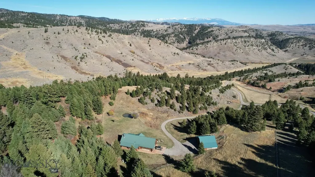 72 Sky Band Trail Livingston MT 59047
