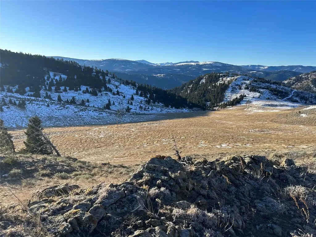 72 Sky Band Trail Livingston MT 59047