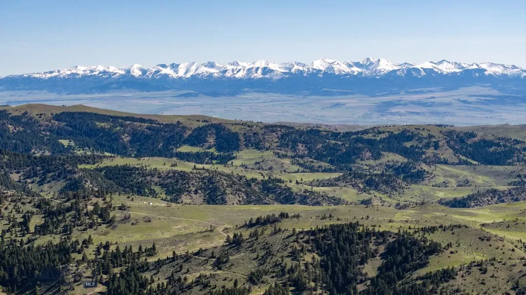 72 Sky Band Trail Livingston MT 59047