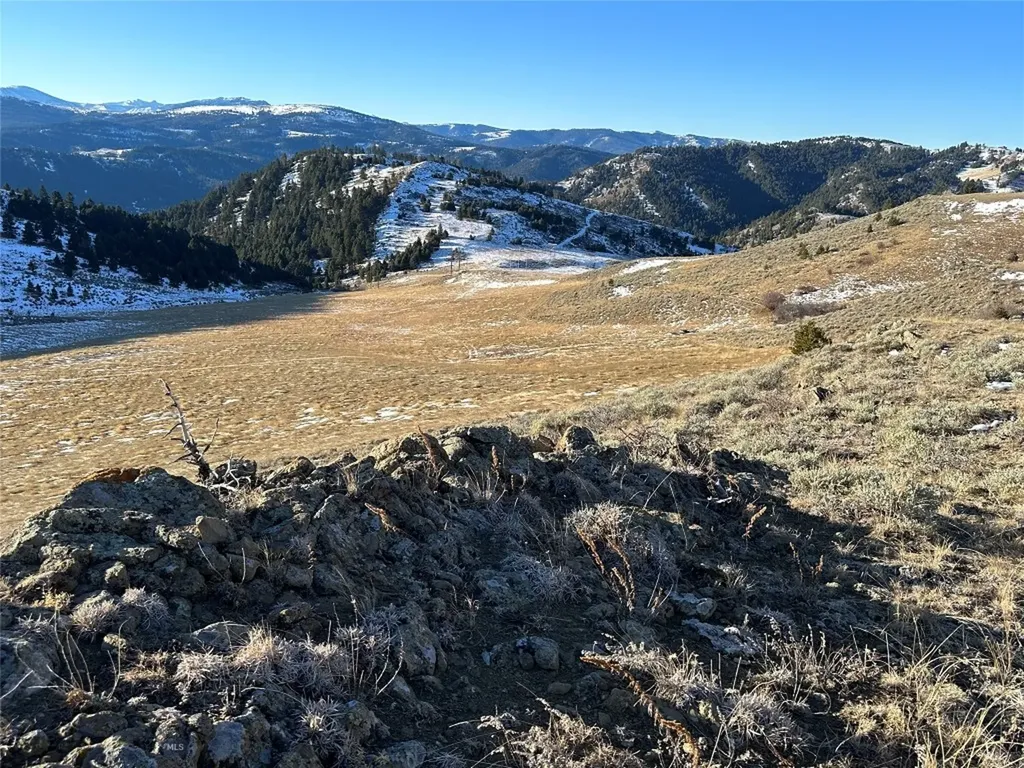 72 Sky Band Trail Livingston MT 59047