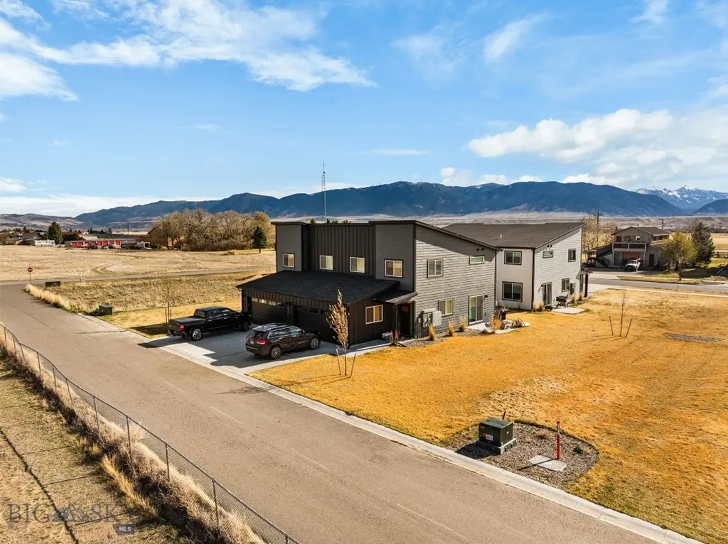 438 Vujo Lane Ennis MT 59729