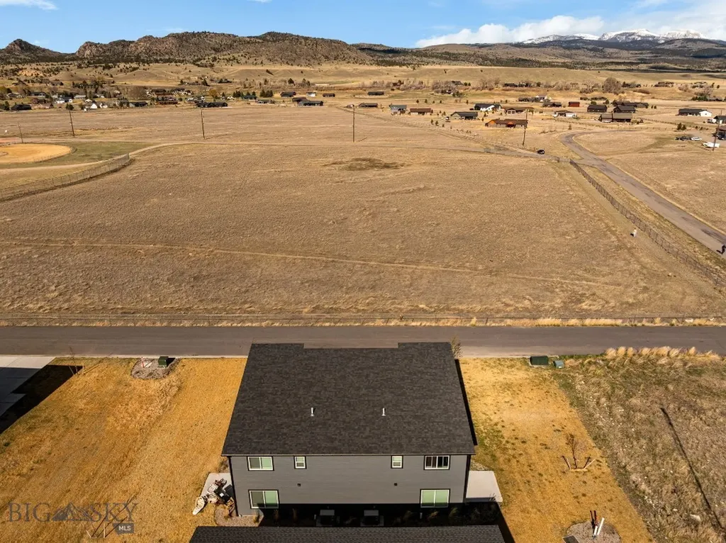 438 Vujo Lane Ennis MT 59729