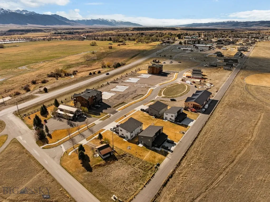 438 Vujo Lane Ennis MT 59729
