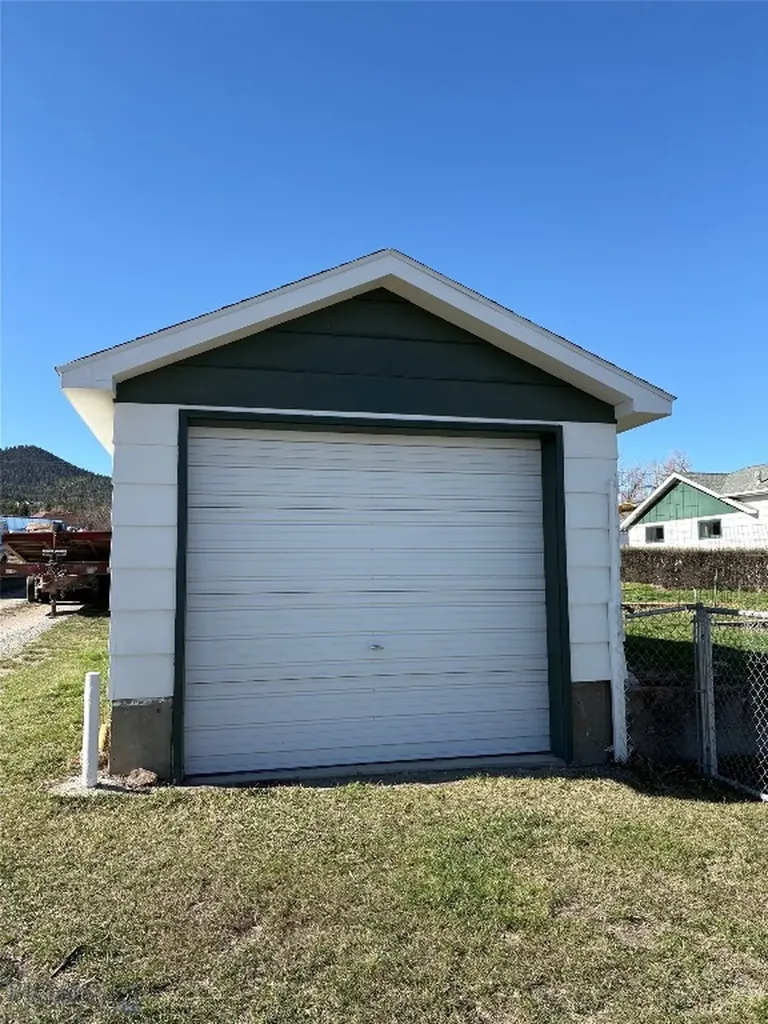 2330 Choteau Helena MT 59601