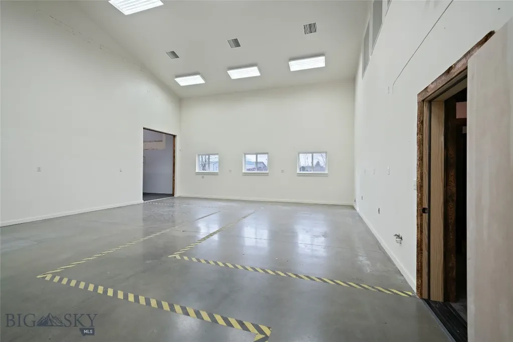 260 Ice Center Lane Bozeman MT 59718