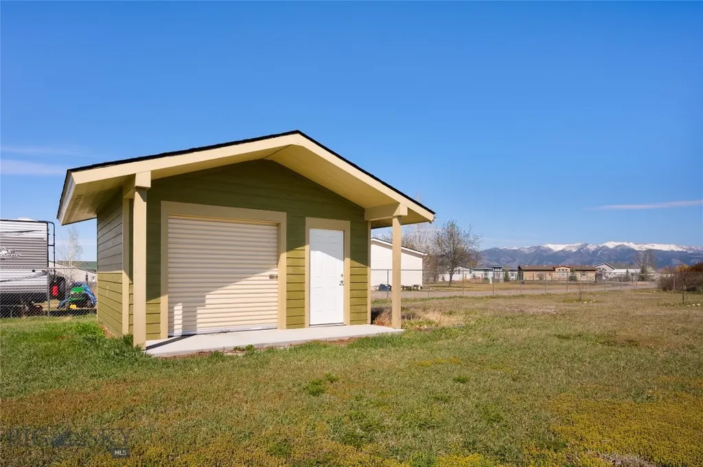 415 Tracy Ann Belgrade MT 59714