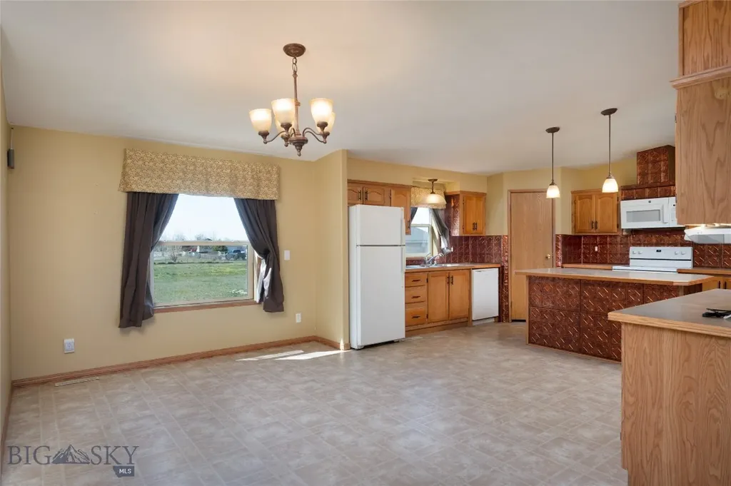 415 Tracy Ann Belgrade MT 59714