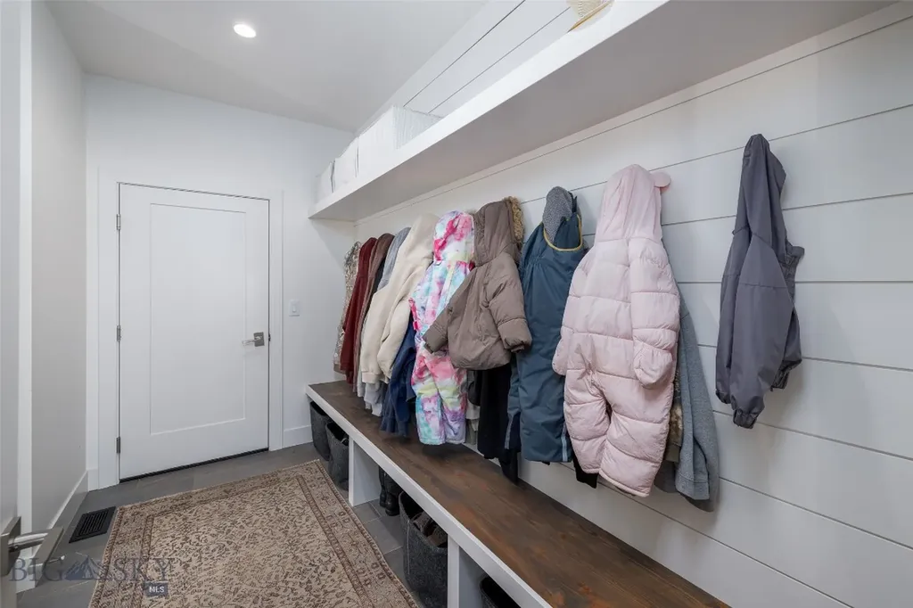 46 Creekbank Loop Lane Bozeman MT 59718