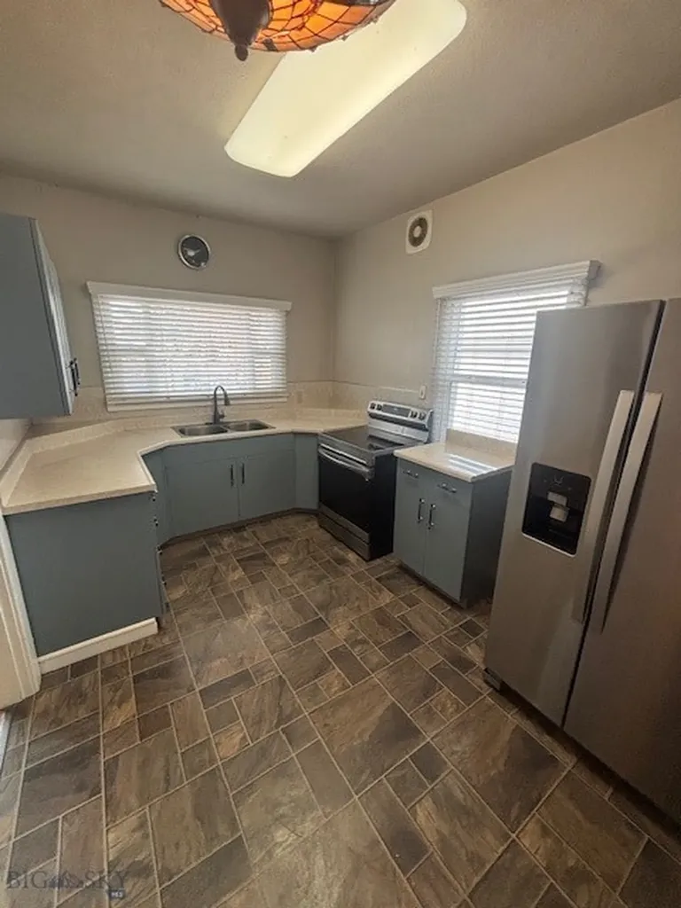 2107 Grand Butte MT 59701