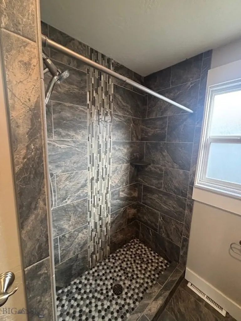 2107 Grand Butte MT 59701