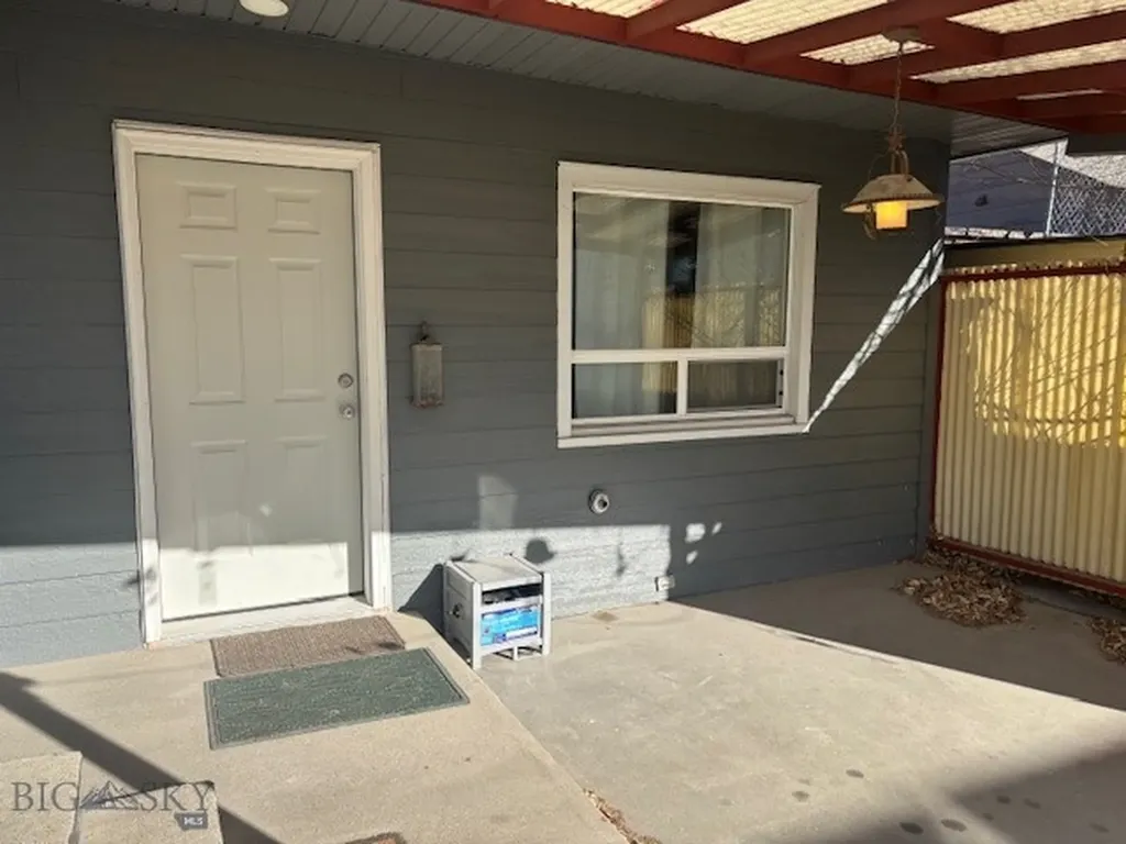 2107 Grand Butte MT 59701