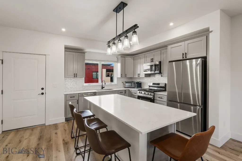 1704 W Lincoln Bozeman MT 59715