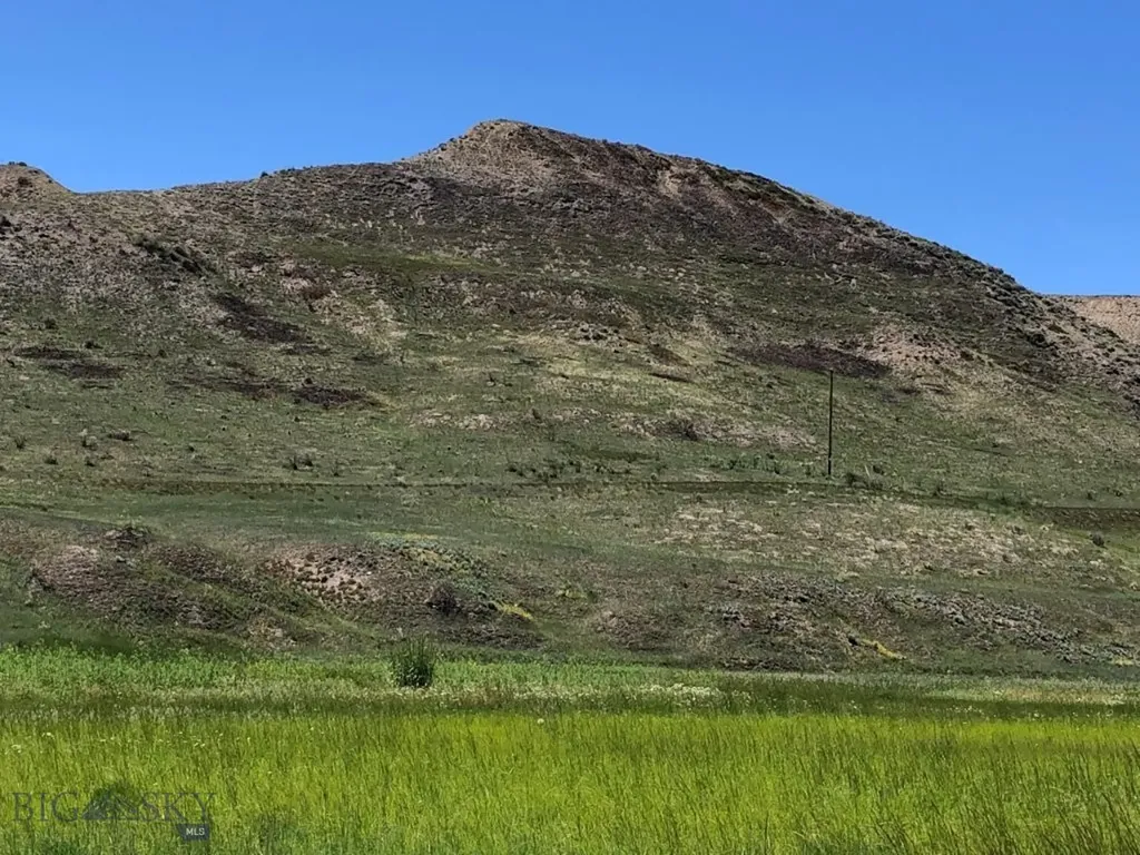 19 Vernon Road Highwood MT 59450