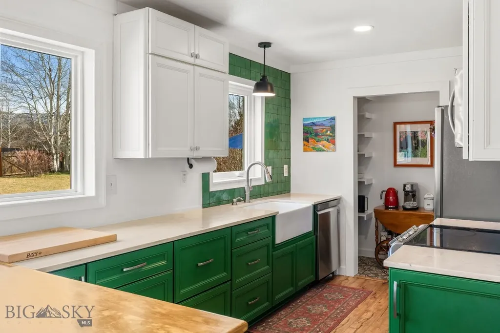 3210 E Hollyhock Drive Belgrade MT 59714