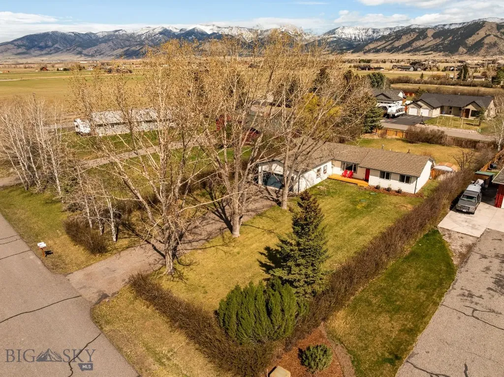 3210 E Hollyhock Drive Belgrade MT 59714