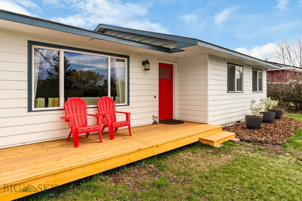 3210 E Hollyhock Drive Belgrade MT 59714