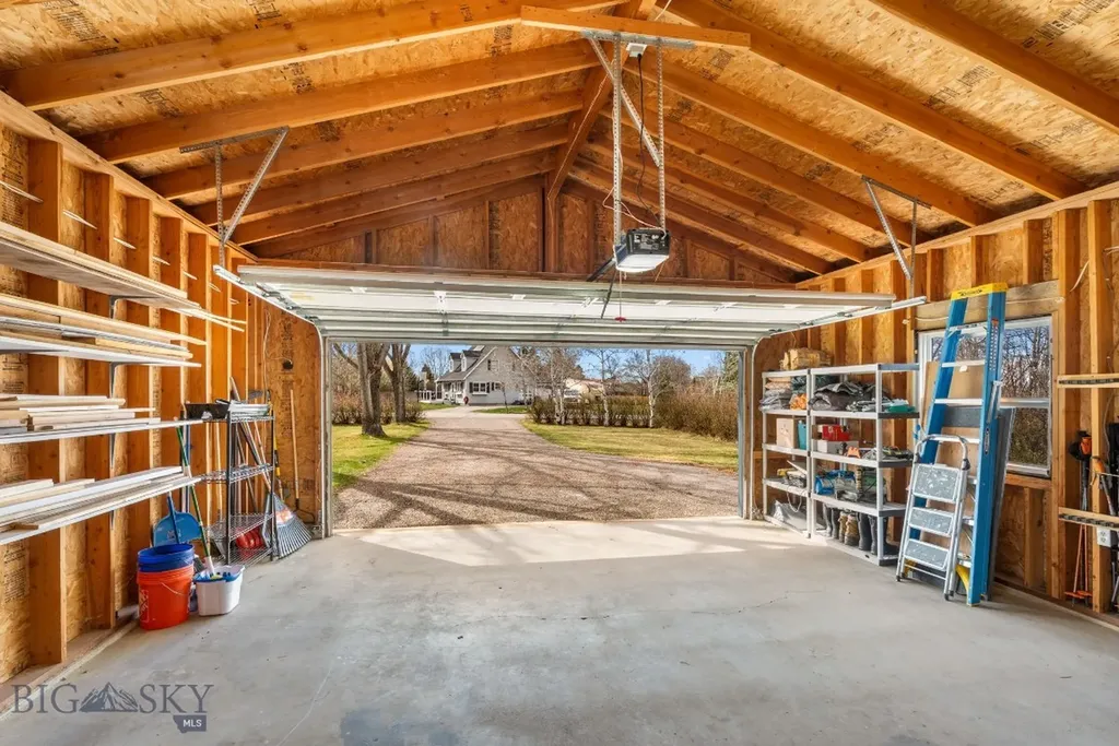 3210 E Hollyhock Drive Belgrade MT 59714