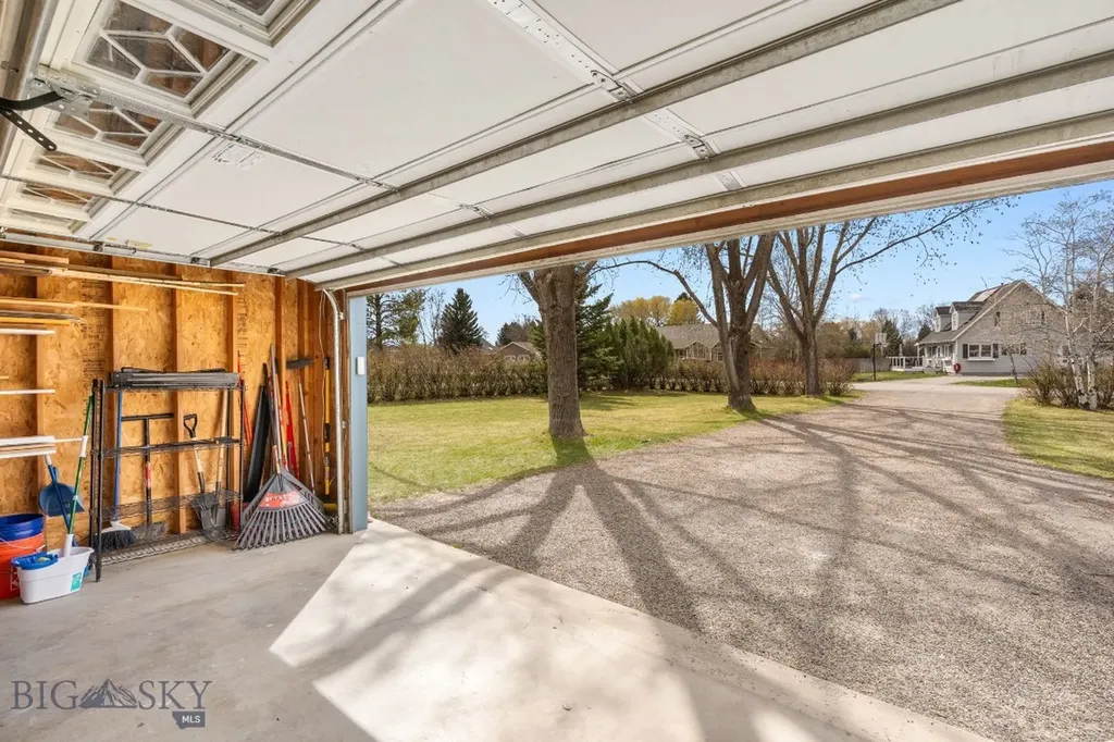 3210 E Hollyhock Drive Belgrade MT 59714
