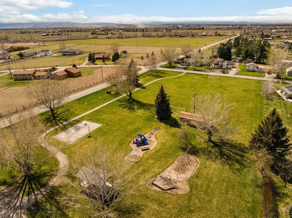 3210 E Hollyhock Drive Belgrade MT 59714