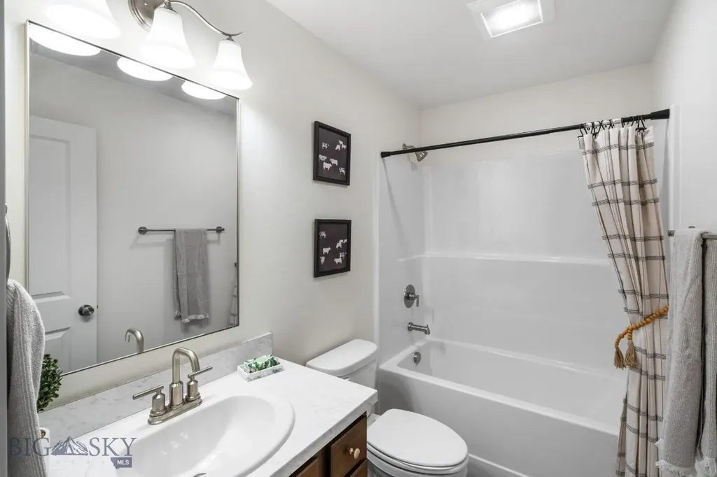703 Spaniel Lane Belgrade MT 59714