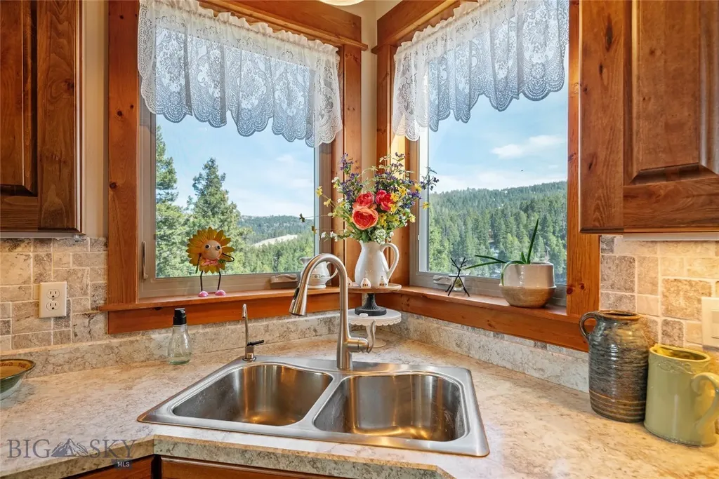 525 Colt Road Bozeman MT 59715