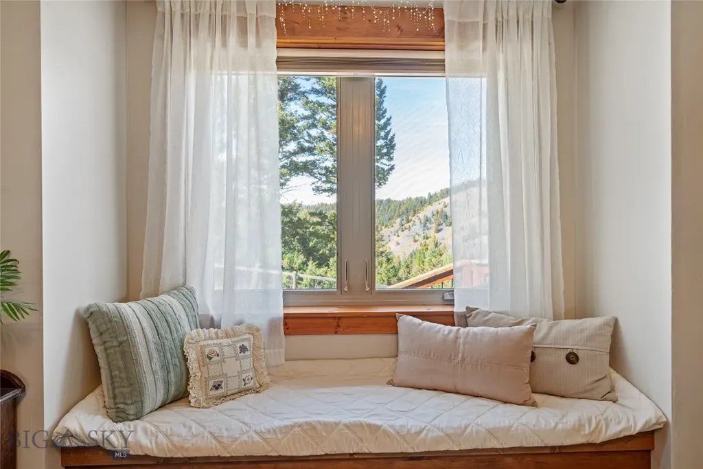 525 Colt Road Bozeman MT 59715