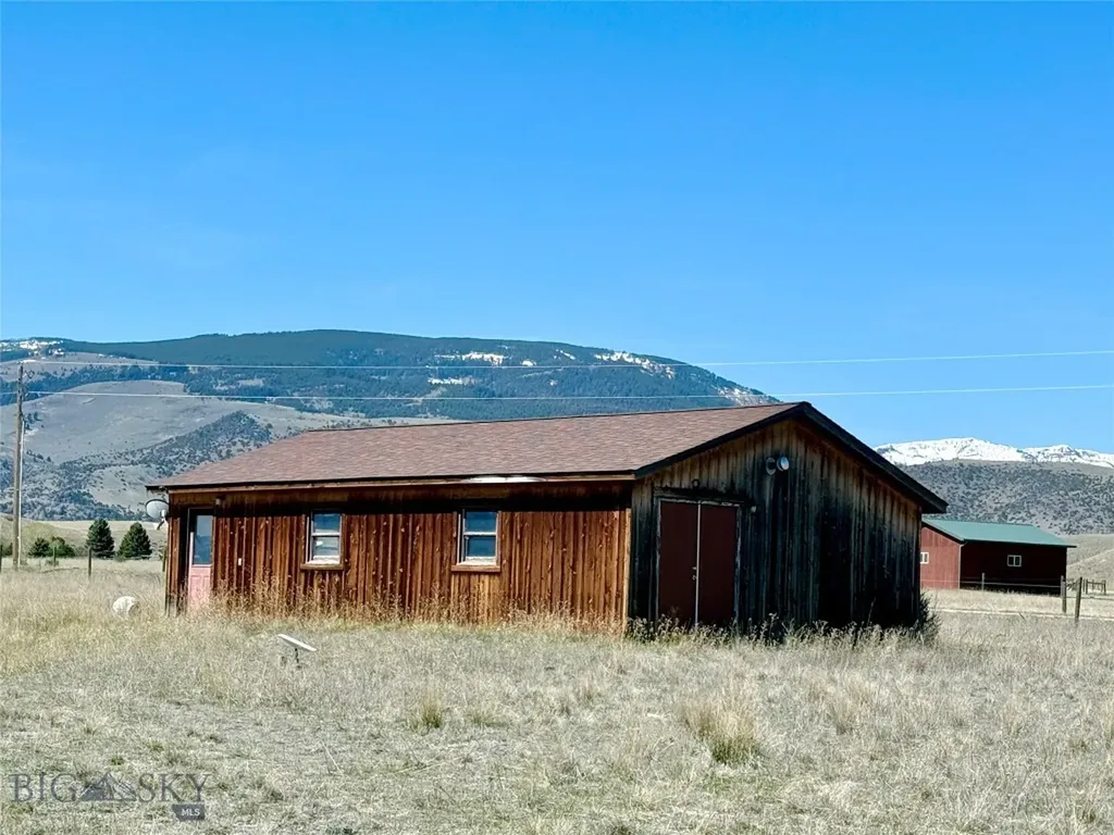 9 Paradise Ranch Road Livingston MT 59047