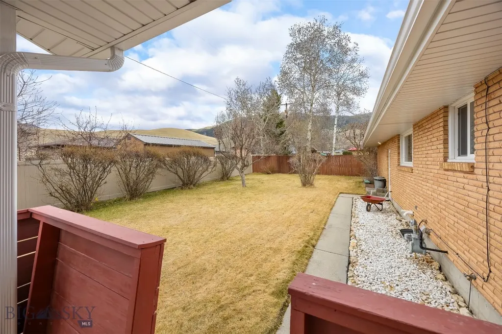 3455 Street Ann Butte MT 59701